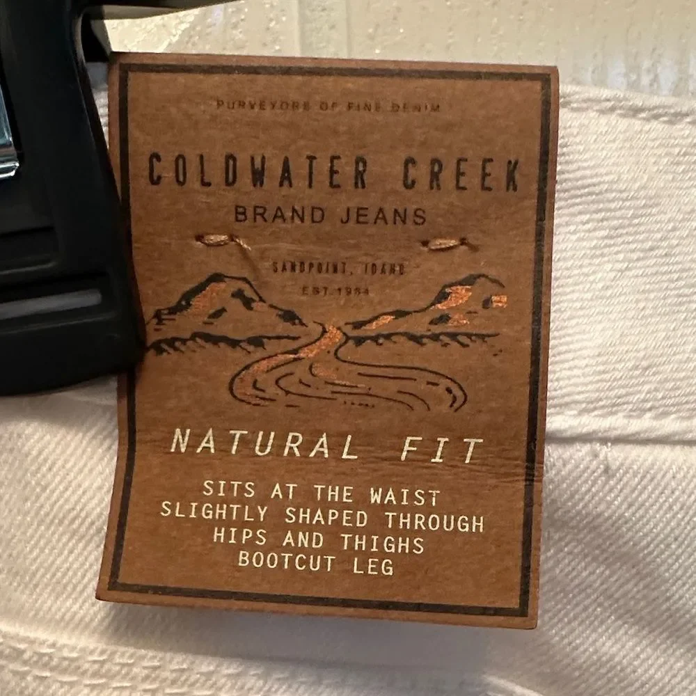 Coldwater Creek Women's Cream Straight Leg Jeans - Picture 5 of 5